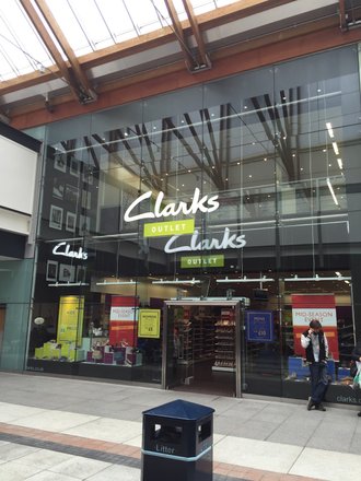 Clarks outlet uk